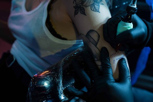 Quelles sont les étapes à respecter pour que votre premier tatouage soit un succès ?