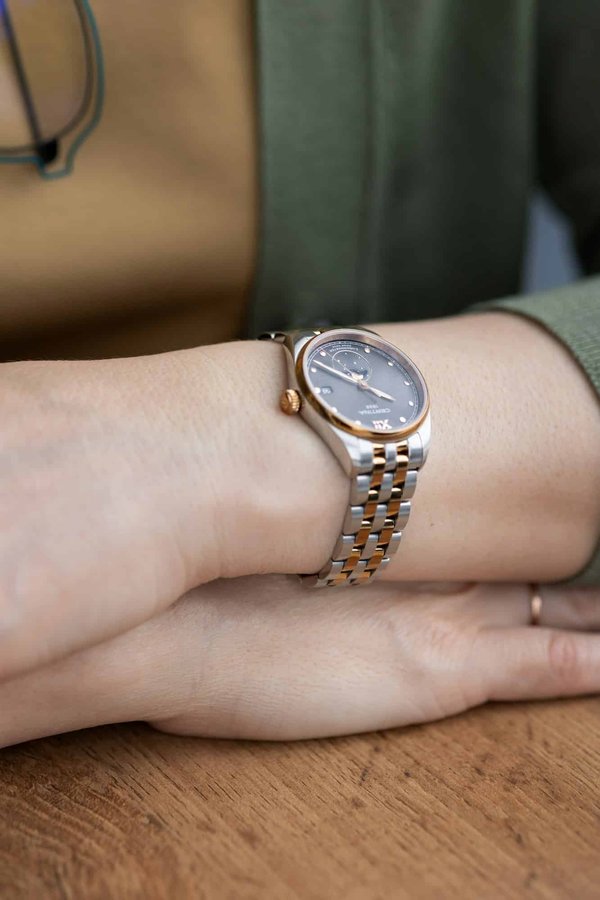 Comment ouvrir son bracelet de montre en métal ?